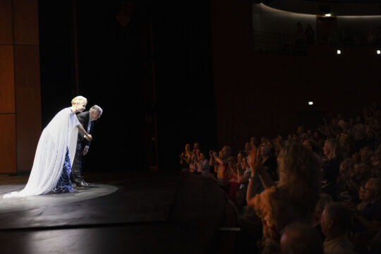 Concert de la mezzo-soprano Elina Garanca et du pianiste Malcolm Martineau au Grand Théâtre de Provence le jeudi 18 juillet 2024. Festival d’Aix-en-Provence. Photographies de Vincent Beaume.