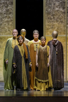 José Antonio Lopez (Juba), Jone Martinez (Menalippe), Andreas Wolf (Hiarbas), Alicia Amo (Anna)-c-birgit-gufler-30 (1)