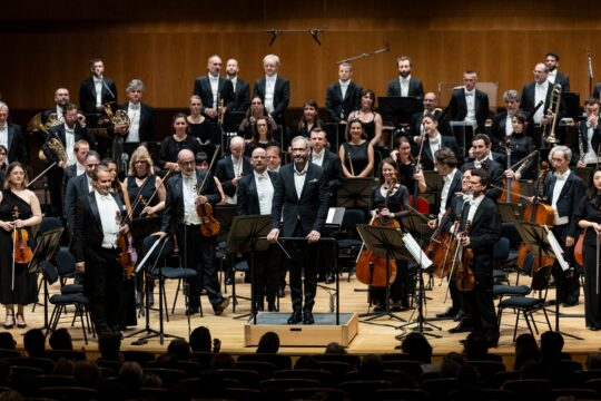 250504 OPMC_D. Slobodeniouk_M. Argerich_S. Nakariakov credit Manuel Vitali Direction de la Communication 4