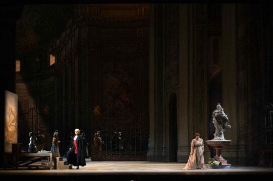 Tosca_Ariunbaatar Ganbaatar (Scarpia), Anna Pirozzi (Tosca)_ph Fabrizio Sansoni-Teatro dell_Opera di Roma 2025_0304