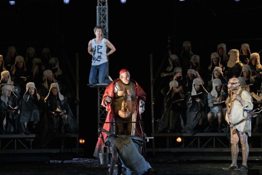 05_jeanne_d'arc_au_bûcher_2024-25_(barbara_aumueller)