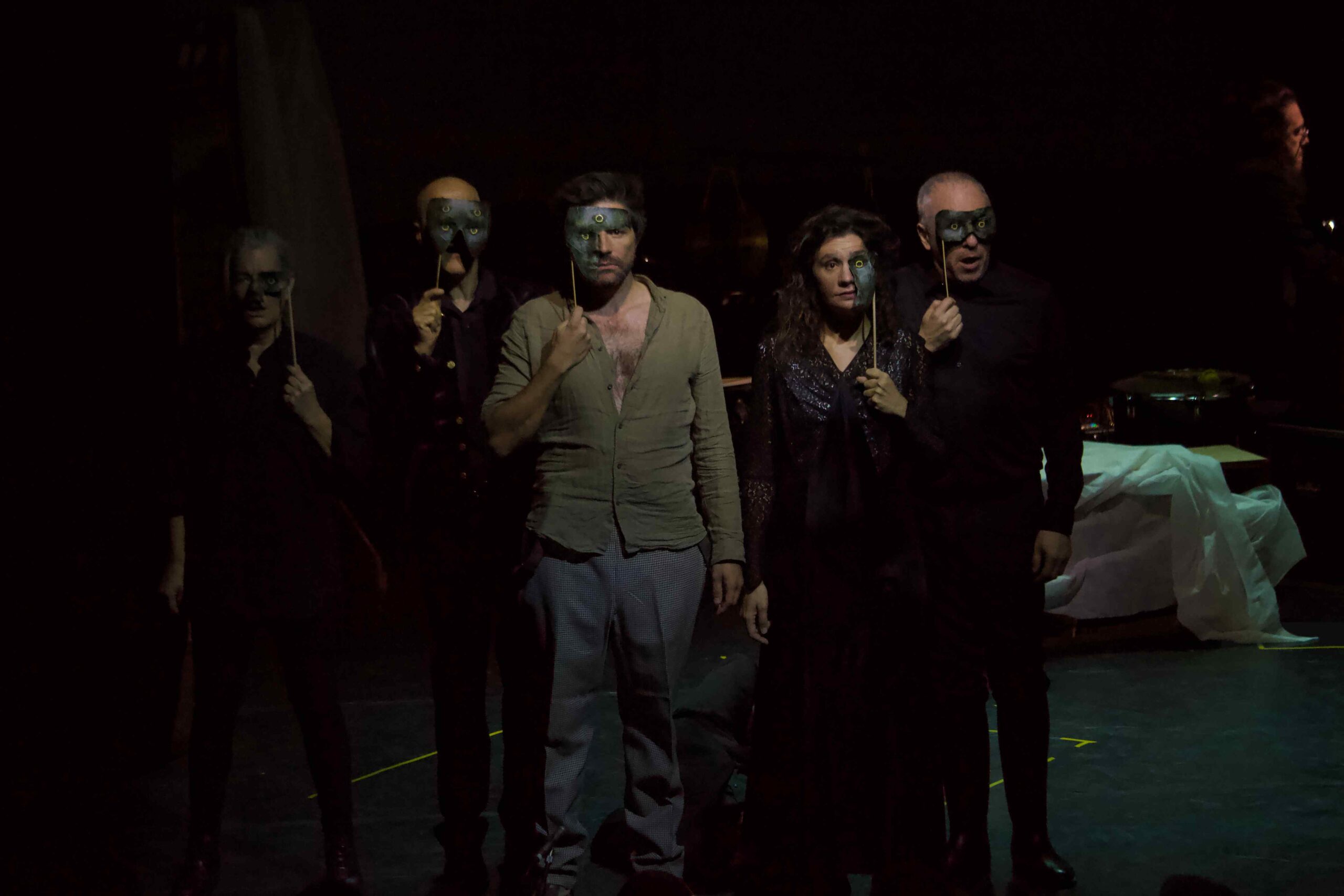 Festival Opération Opérette / Opus 9 / La Follembûche Le Roi en jaune / Artuan de Lierré / Christophe Thill / Limoges (Espace Noriac) 3 250912 FOLLEMBUCHE LE ROI EN JAUNE 2 scaled