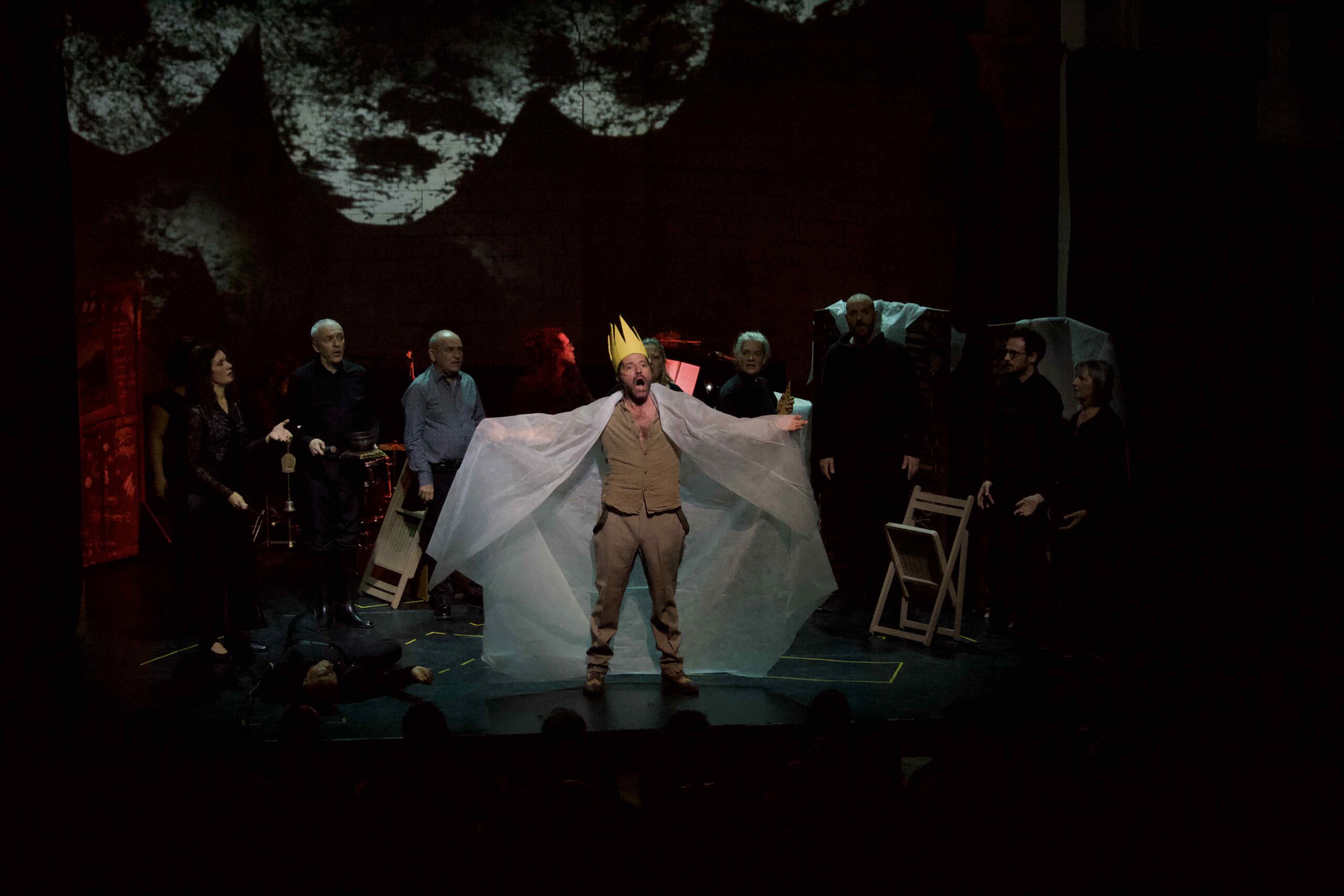 Festival Opération Opérette / Opus 9 / La Follembûche Le Roi en jaune / Artuan de Lierré / Christophe Thill / Limoges (Espace Noriac) 1 250912 FOLLEMBUCHE LE ROI EN JAUNE 7 scaled