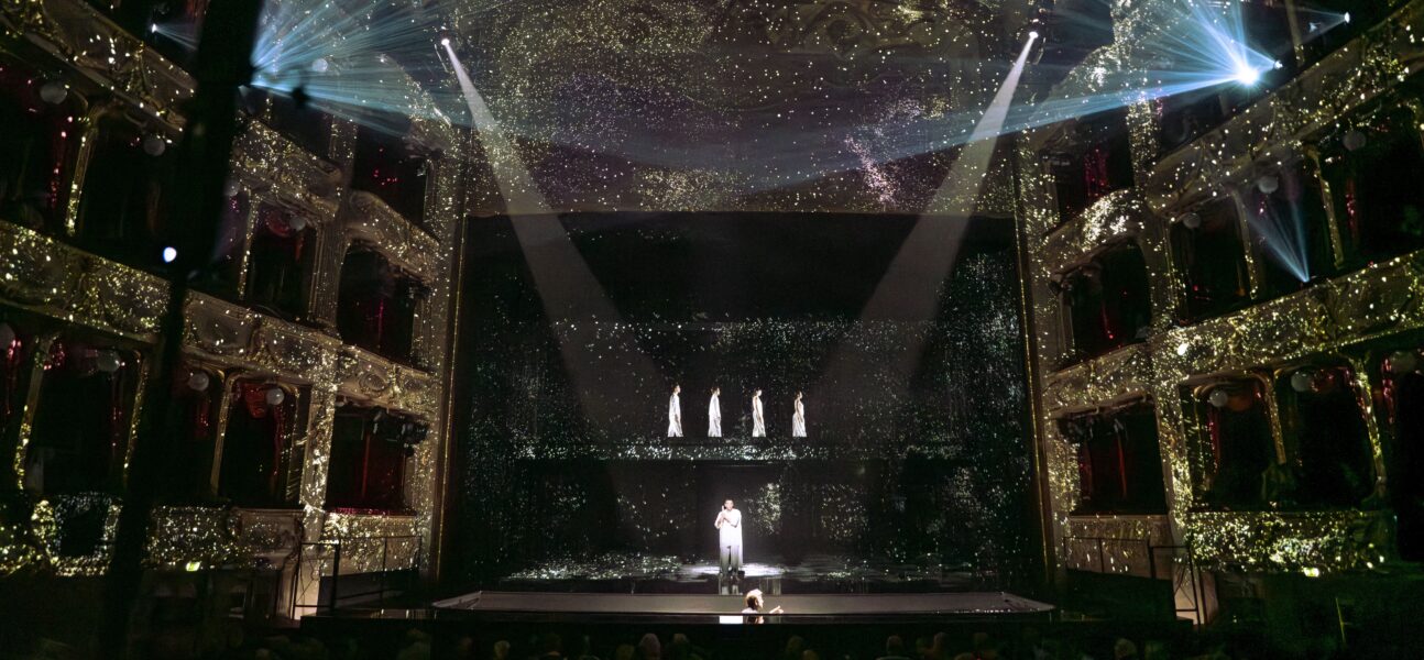 Satyagraha Opera de Nice photo Julien Perrin 14 1 1294x600 1