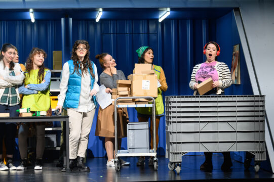 Katie Coventry, Magdalena Hinterdobler und Oberstimmenchor