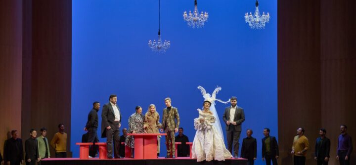 20251116_Aschenputtel_c-Michael-Bode-6-1294x600