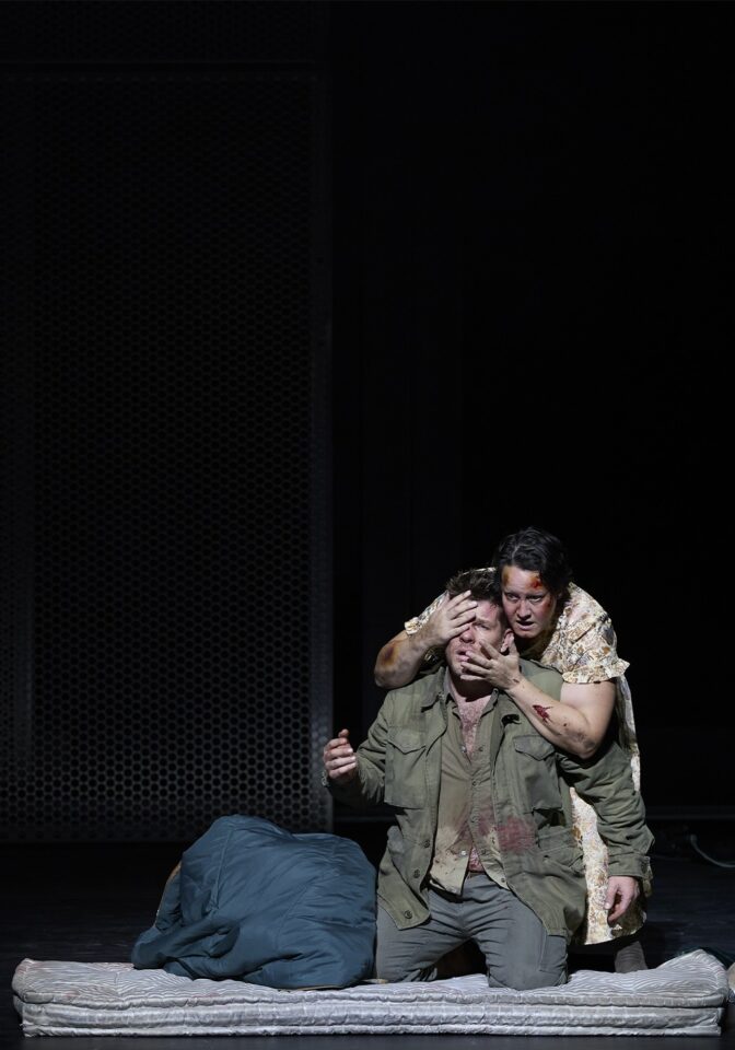 La Walkyrie : entre tension et désillusion à l’Opéra de Paris 5 581658017 1391075615715915 5368699040360412882 n 1