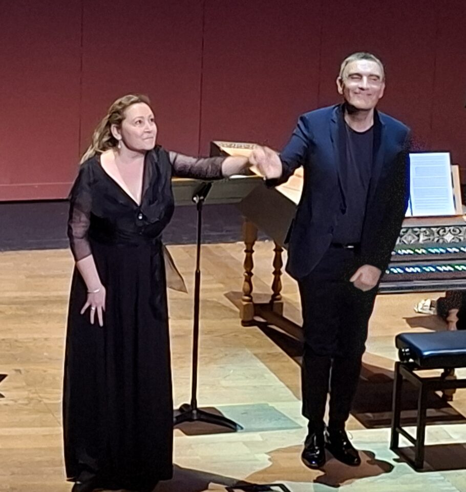 « Musique Baroque en Avignon » sublime l’Armide de Karine Deshayes, pour la dernière de Raymond Duffaut 2 20251214 180257