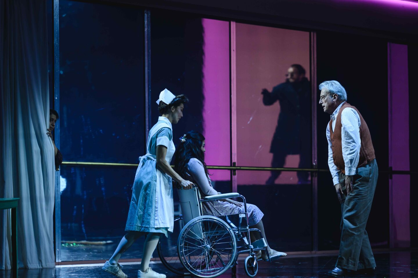 OPÉRA de LYON : LES CONTES D’HOFFMANN de Jacques OFFENBACH : Quand faire le tri du bon grain s’impose 8 2025 contes Hoffmann PGcPaul Bourdrel HD 039