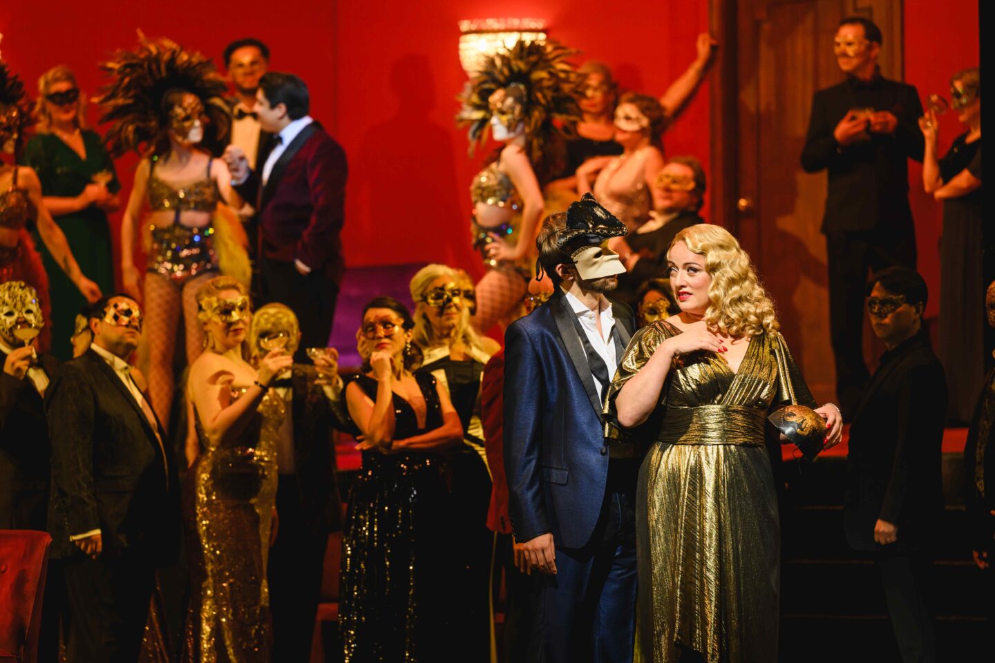 OPÉRA de LYON : LES CONTES D’HOFFMANN de Jacques OFFENBACH : Quand faire le tri du bon grain s’impose 5 2025 contes Hoffmann PGcPaul Bourdrel HD 053