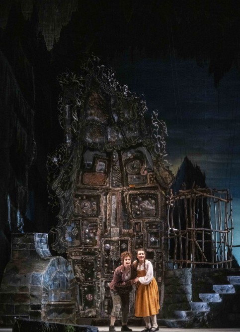 Hansel et Gretel en matinée familiale au Théâtre munichois de la Gärtnerplatz 4 Capture decran 2025 12 24 182846