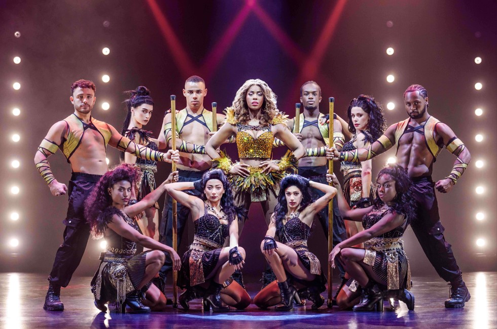 The Bodyguard, le thriller musical du West End londonien, au Deutsches Theater de Munich 3 bodyguard the musical foto02 Adam Garcia Sidonie Smith 1