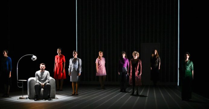 (c) Jean Michel Molina 9