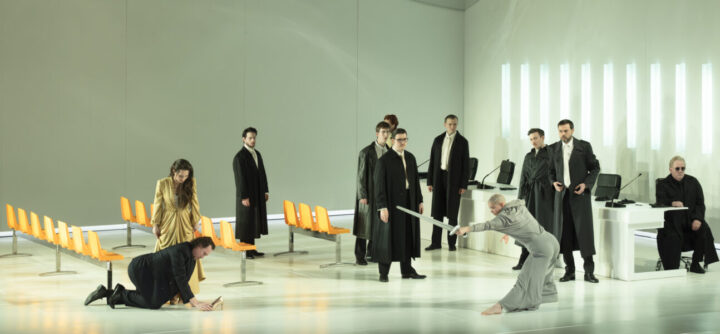 leMiracleDHeliane-G2046presse-web-1294x600