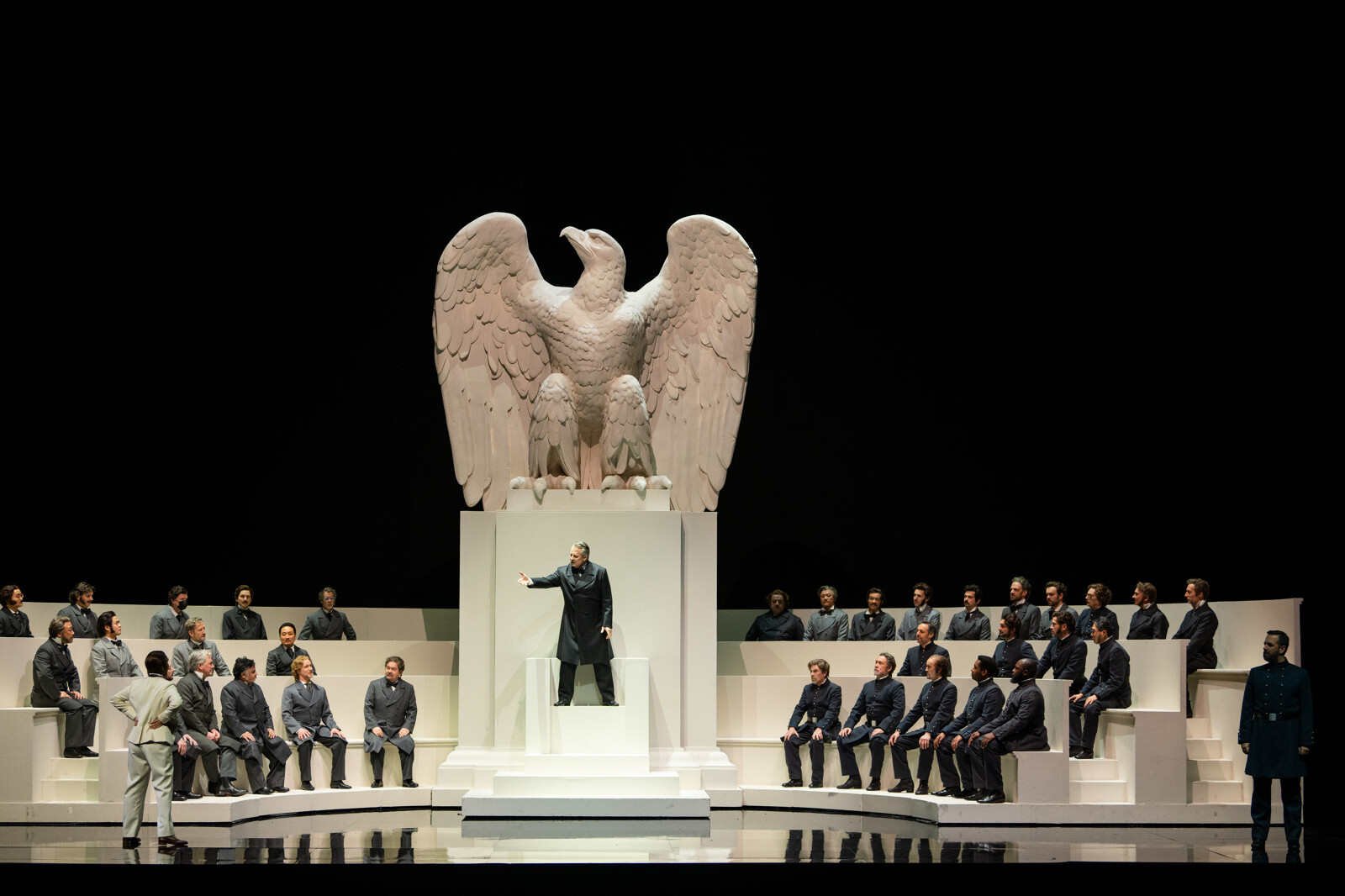 Verdi, Un Ballo in maschera – Opéra Bastille, Paris 5 29415 Benjamin Girette OnP Un bal masque 25 26 Benjamin Girette OnP 18