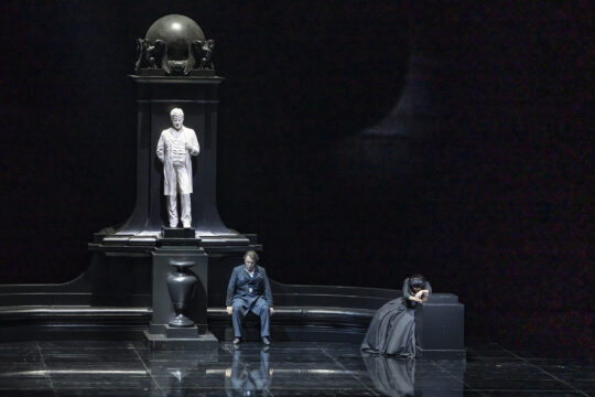 29612--Un-bal-masque-25-26---Franck-Ferville-OnP--27-