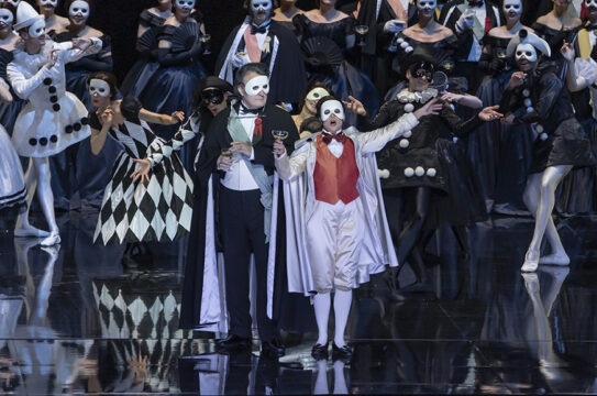 29615--Un-bal-masque-25-26---Franck-Ferville-OnP--30-