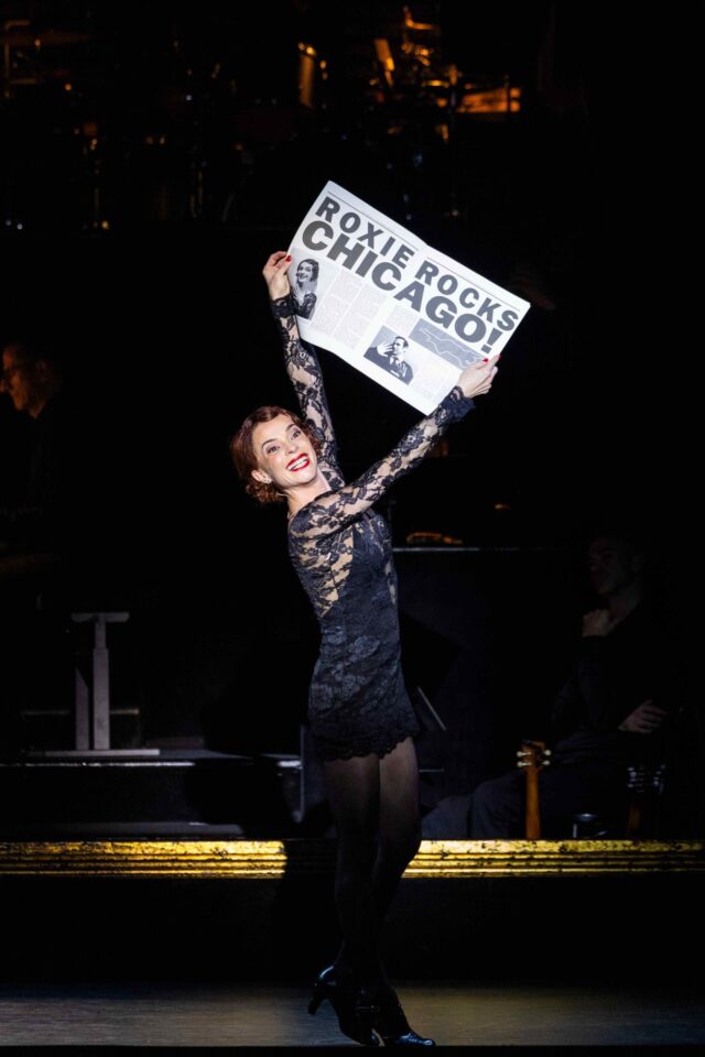 Elle est Roxie Hart dans la comédie musicale "Chicago" au Casino de Paris : Rencontre avec Vanessa Cailhol 7 Vanessa dans Chicago 1