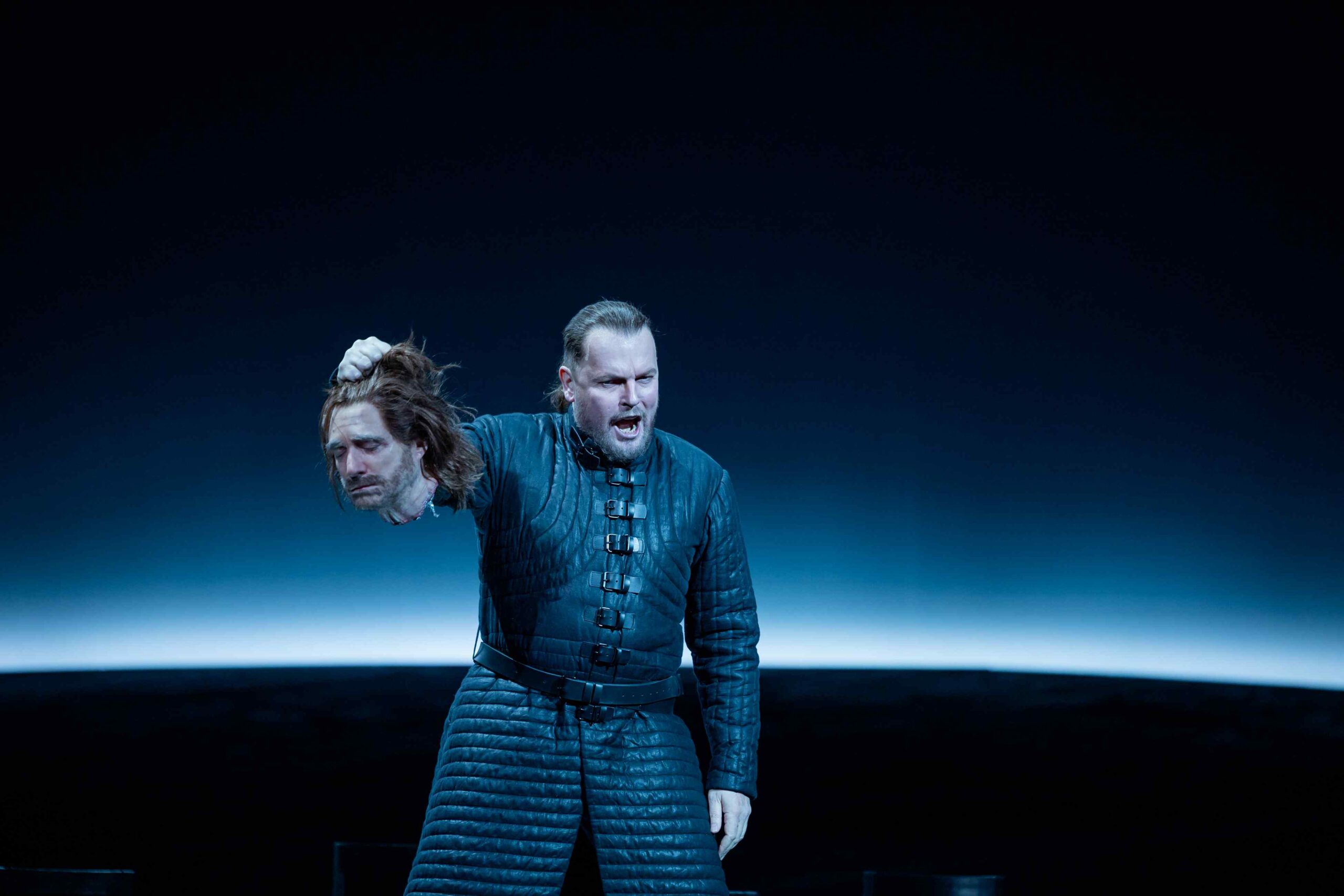 BARCELONE - GRAN TEATRE DEL LICEU : UNE ISOLDE POUR LE SIÈCLE 8 www sergipanizo cat 260112 liceu tristanisolde a 023 scaled