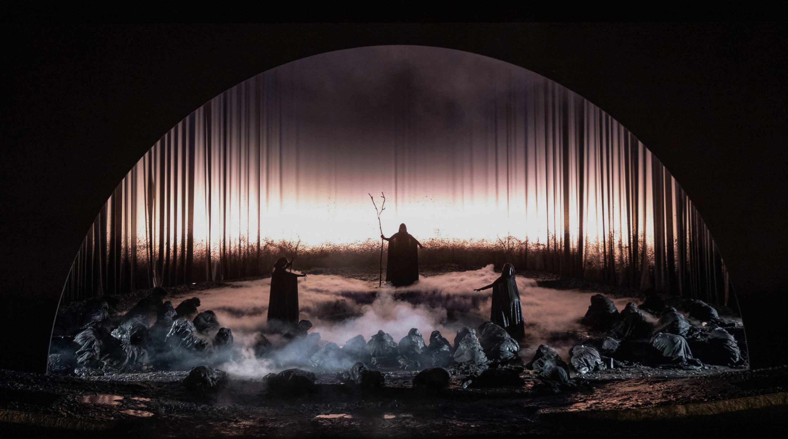 TURIN-TEATRO REGIO « Le » MACBETH de Riccardo Muti : un opéra perpétuellement remis sur le métier ! 1 14a. MacbethG phDanieleRatti 1880545 scaled