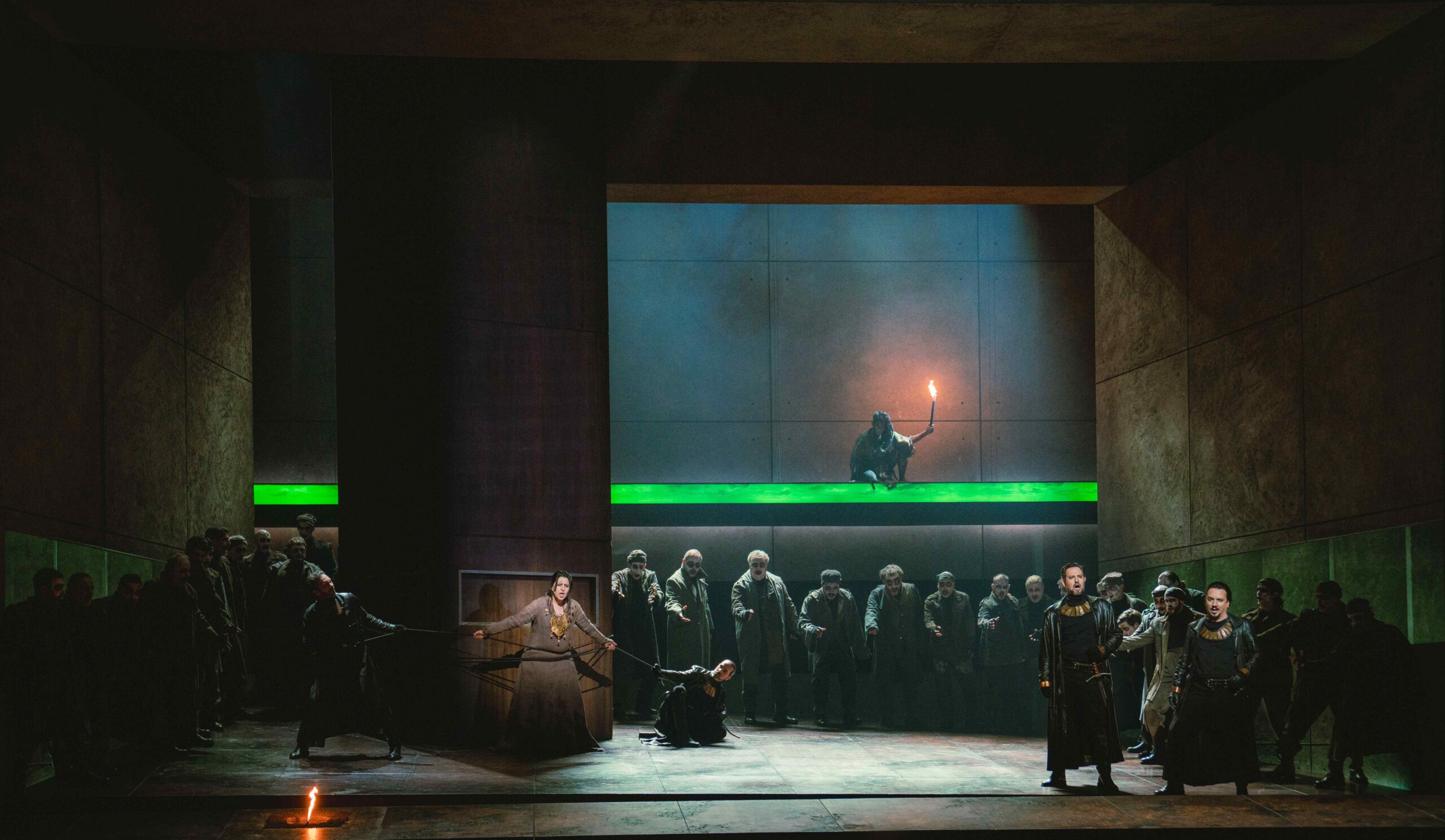 Il Trovatore de Verdi à l’Opéra de Monte-Carlo : reprise de la production de 2017 - Verdi au sommet de sa maturité dramatique : passions exacerbées et fulgurance mélodique 2 Il trovatore ©Marco Borrelli OMC 36 scaled