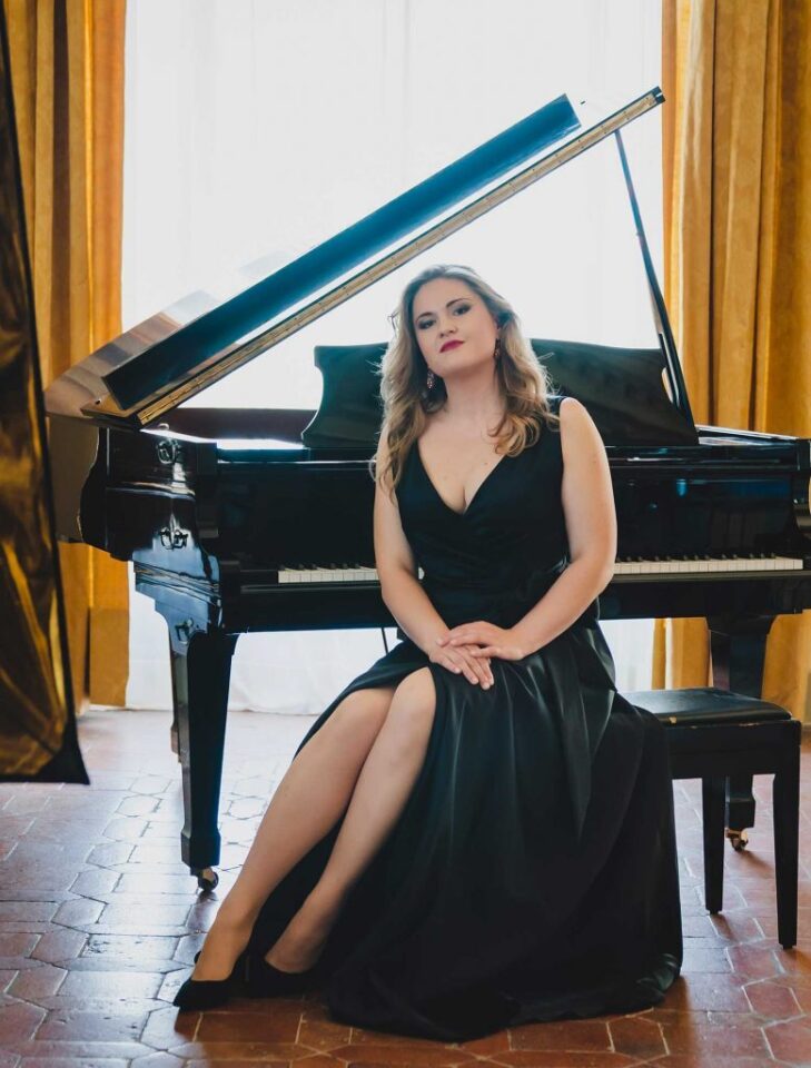 QUELQUES MOTS DE CHIARA ISOTTON, A L’OCCASION DE MANON LESCAUT, SA NOUVELLE PRISE DE RÔLE PUCCINIENNE A L’OPERA DE LYON ! 3 chiara isotton soprano 4 778x1024 1