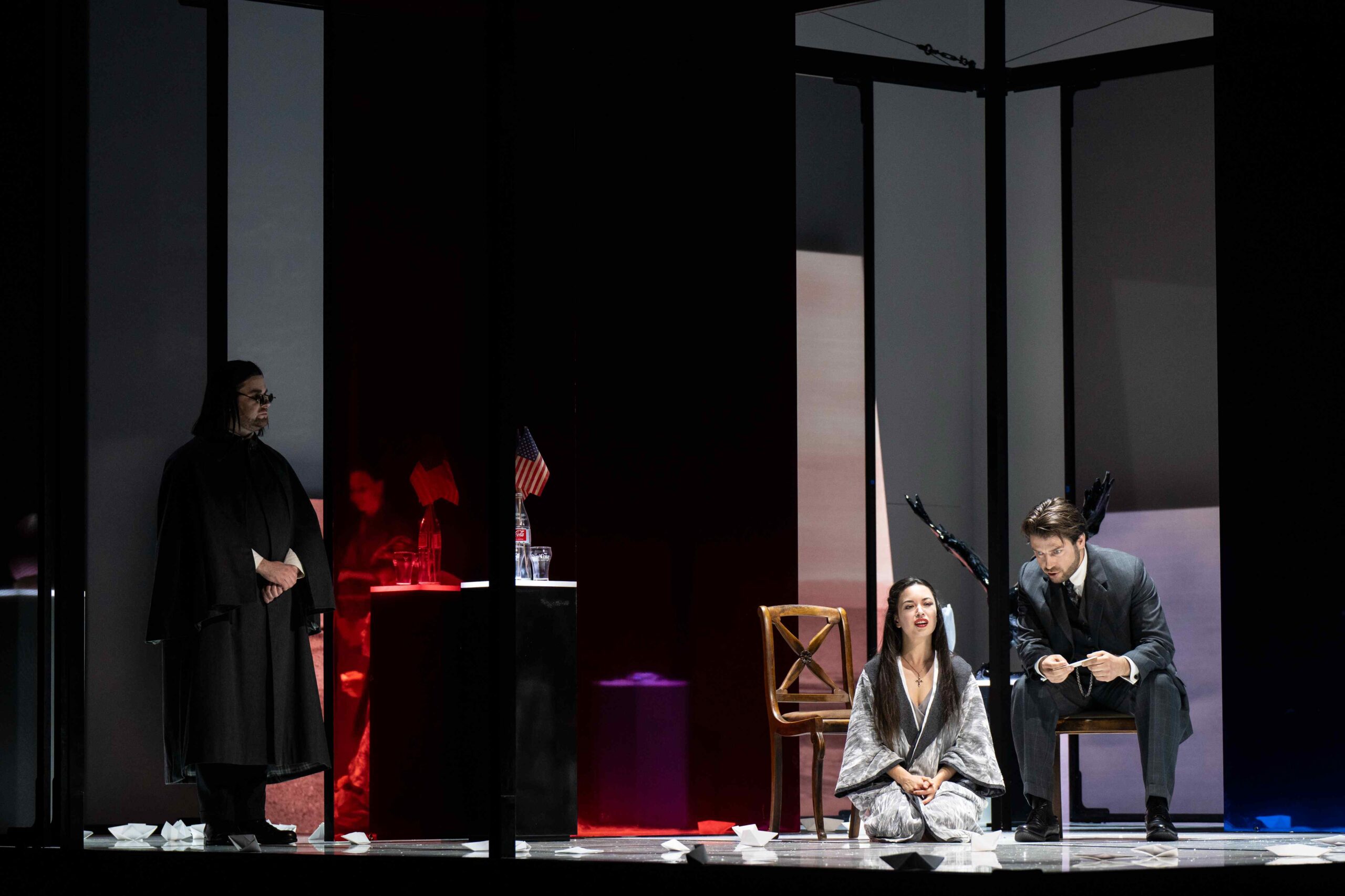 Au Bâtiment des Forces Motrices de Genève : Madama Butterfly, le fils revient, la tragédie continue. 2 2026A060 Butterfly PG 20260420 CaroleParodi 4391 scaled