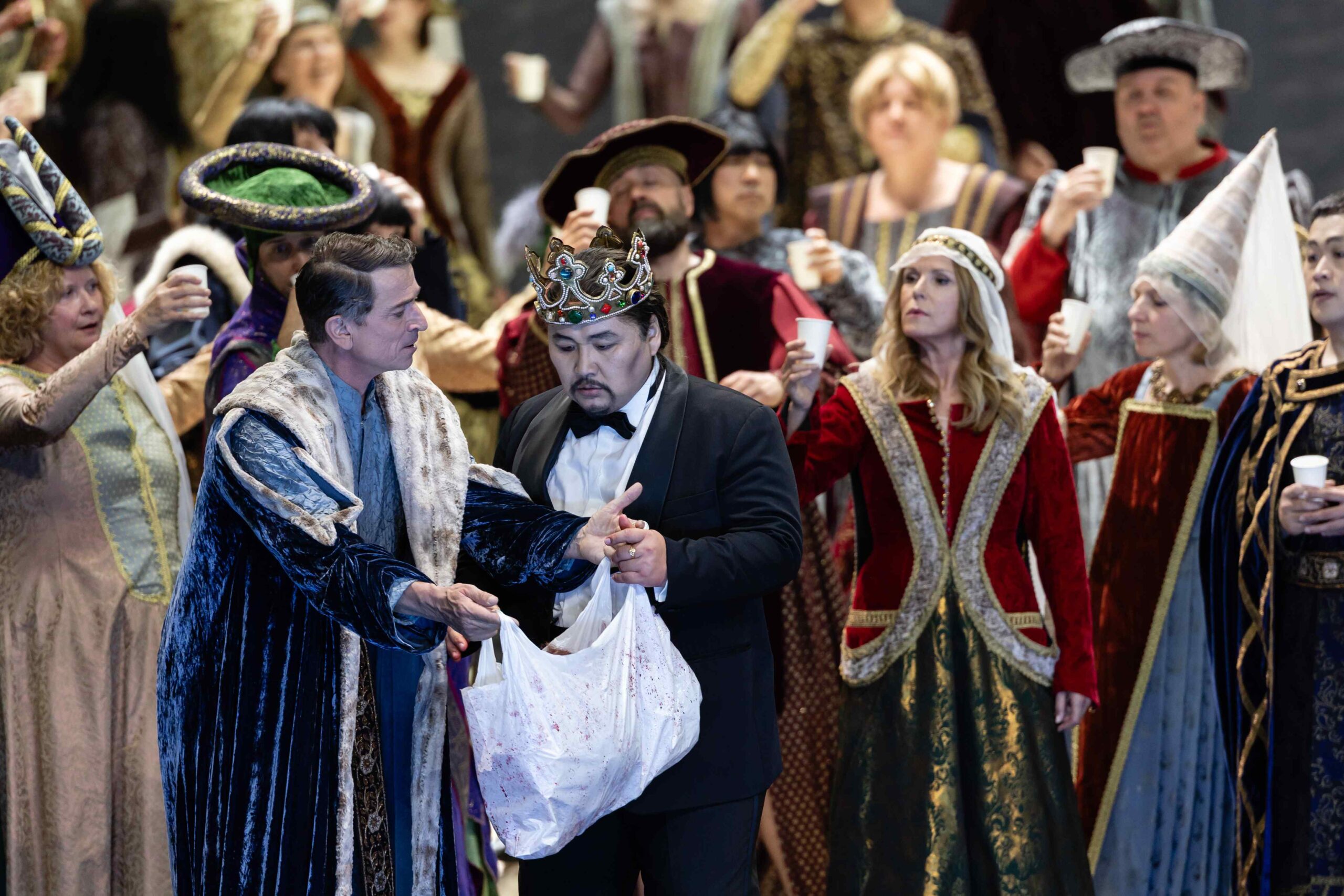 Amartuvshin Enkhbat et Saioa Hernández triomphent dans la reprise de Macbeth au Théâtre national de Munich 6 87 Macbeth 2026 C.Rieger A.Enkhbat c G.Schied scaled