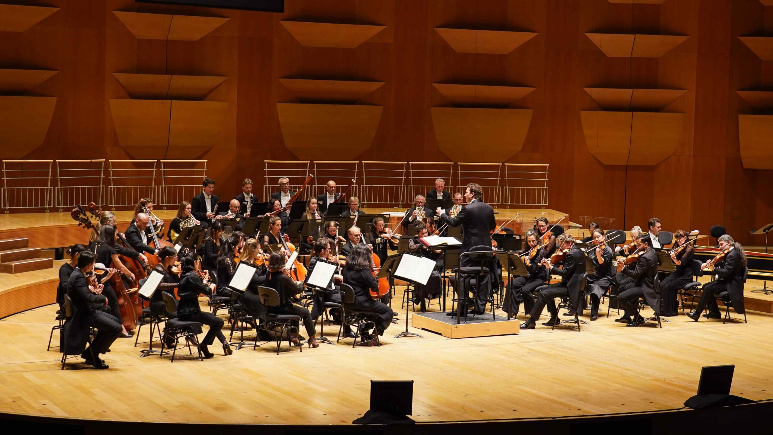 AUDITORIUM MAURICE RAVEL – ORCHESTRE NATIONAL DE LYON / DON GIOVANNI de Mozart, en version semi-concertante : Trois révélations vocales inespérées ! 2 DSC02876 scaled