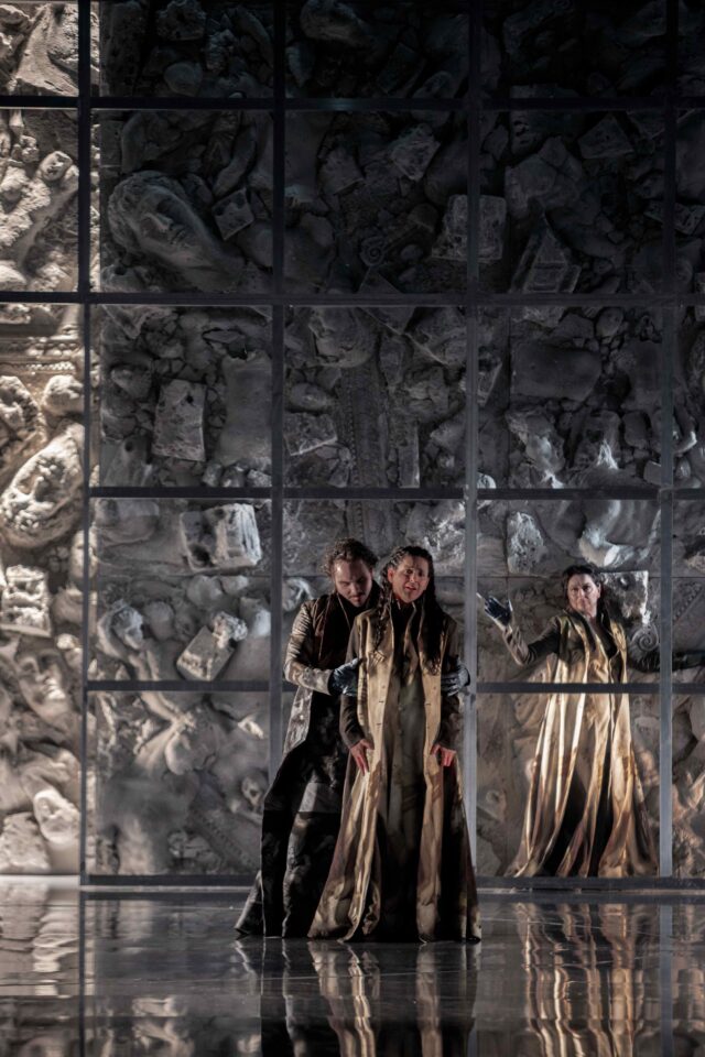 Opéra de Nice : Le Villi de Puccini, un spectacle d’une grande puissance visuelle et émotionnelle dans l’envoûtante mise en scène de Stefano Poda 6 Le Villi Opera de Nice c Julien Perrin 3