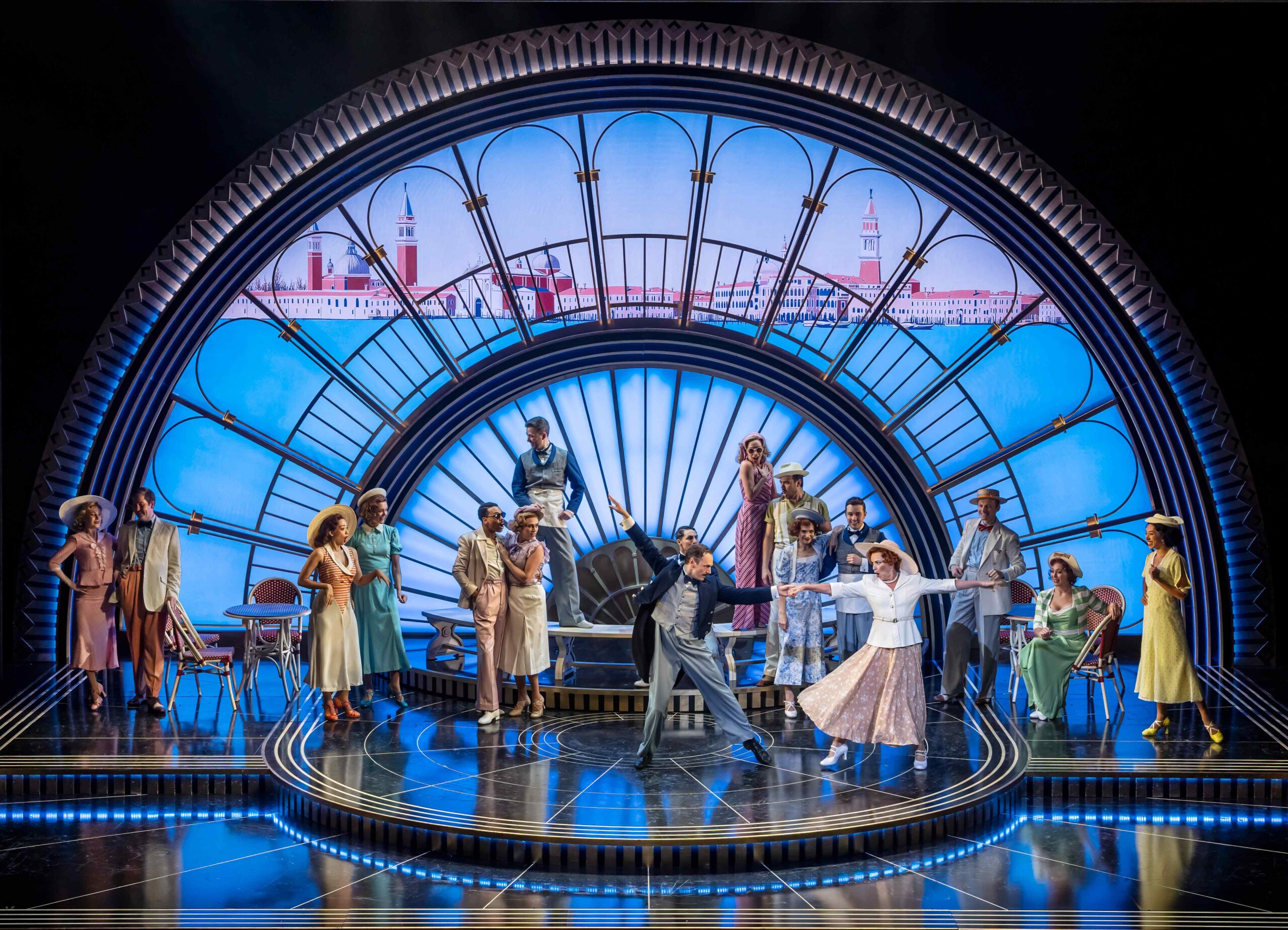 TOP HAT - Châtelet Top hat ou Tap dance? 4 Top Hat © Johan Persson 2 scaled