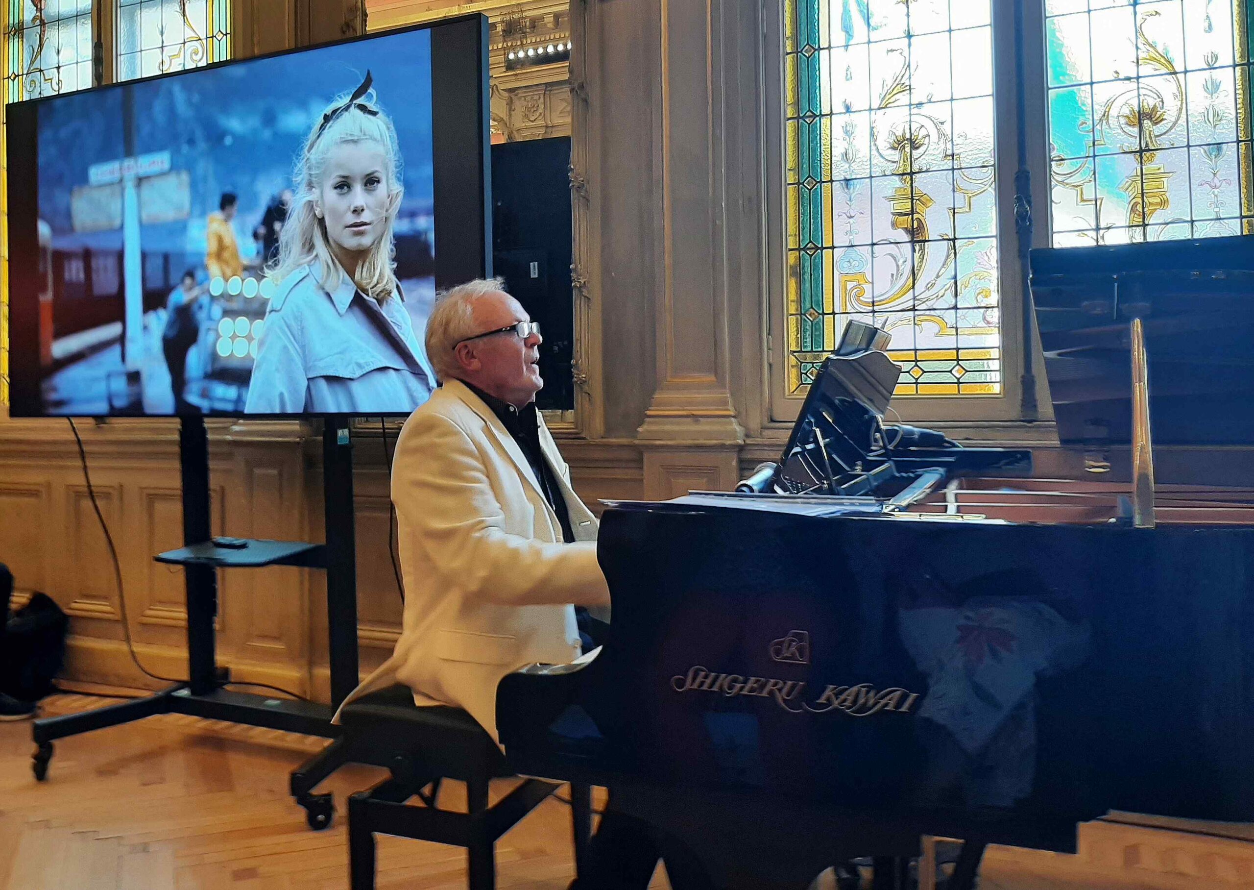 Bruno se fait des films : quand la musique de cinéma envahit avec bonheur le foyer de l’Opéra de Nice 2 BRUNO 1 1 1 1 scaled