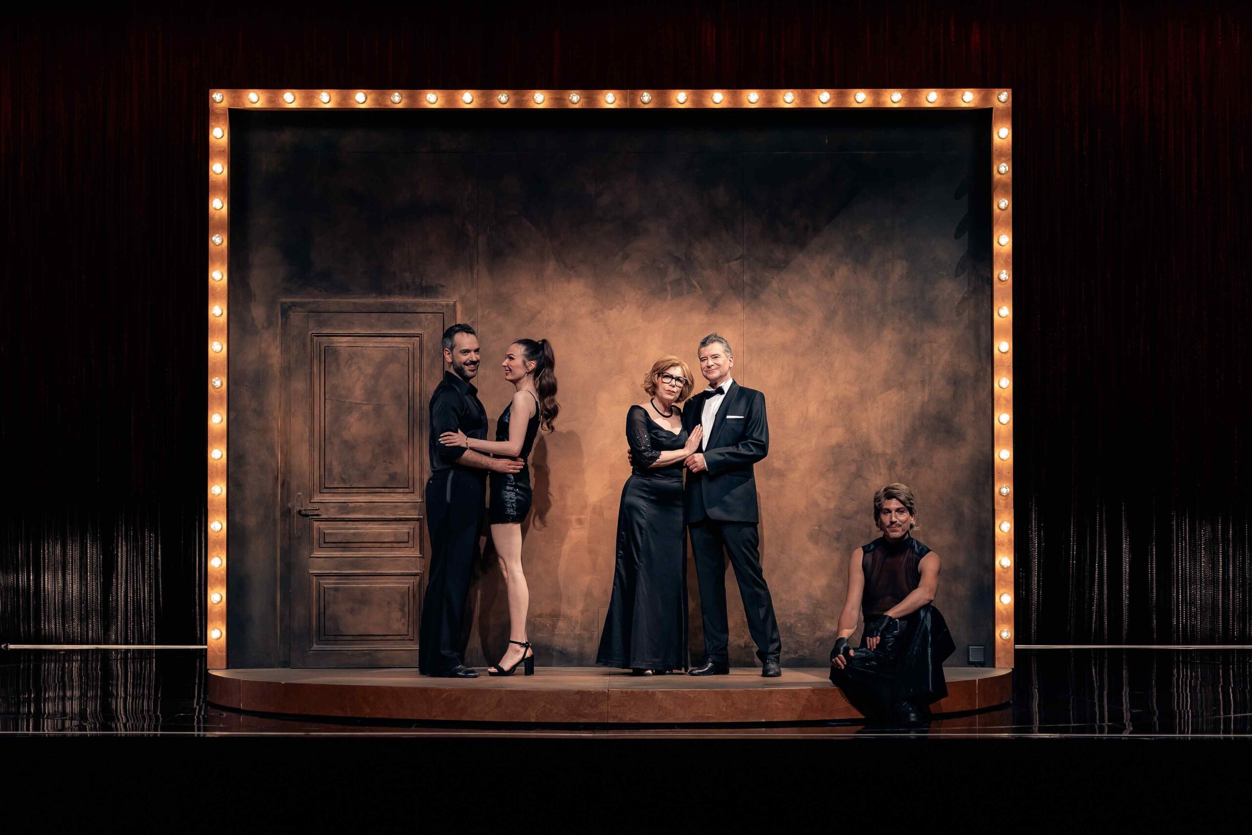 Putting It Together de Stephen Sondheim par l’Opéra de Toulon : un joyau de la comédie musicale merveilleusement interprété 5 Putting It Together © Aurelien Kirchner 42 scaled