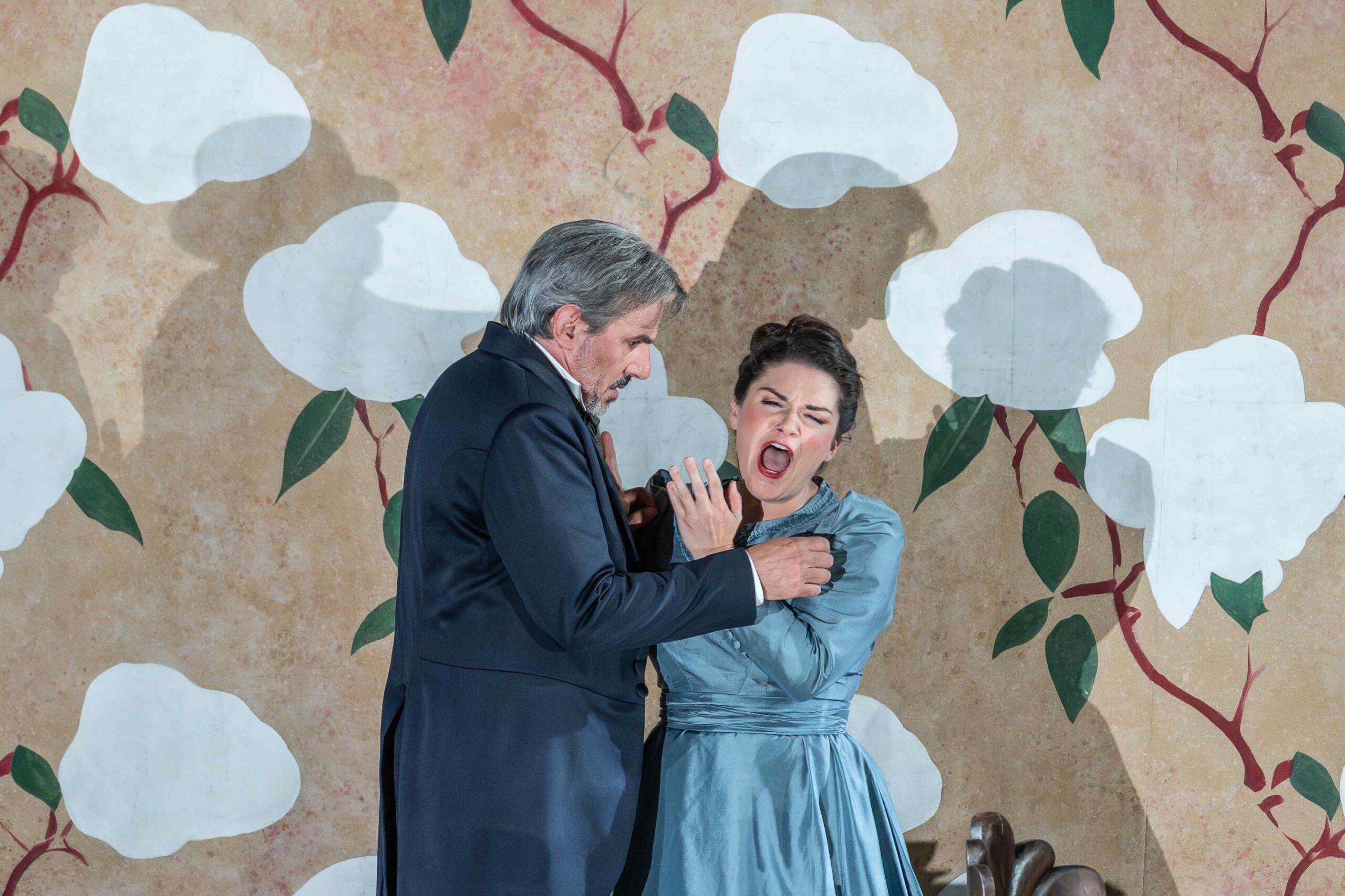La Traviata à l’Opéra de Nice : Une Violetta en état de grâce : Kathryn Lewek et un chef exceptionnel : Andrea Sanguineti 10 DSC00969 scaled