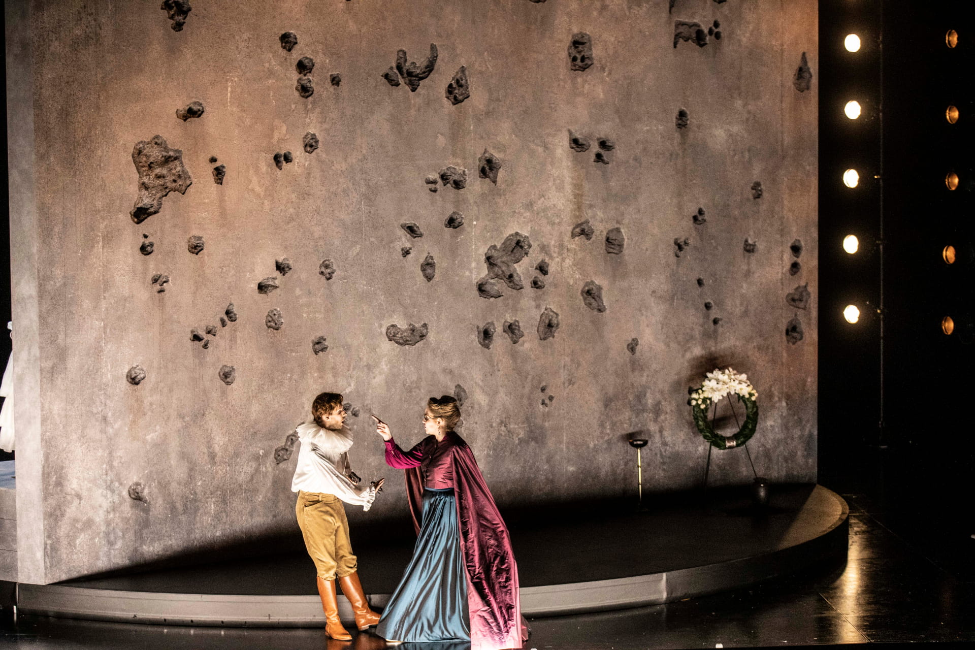 OPÉRA de LYON – L’INCORONAZIONE DI POPPEA de Claudio MONTEVERDI : une indigente entreprise de… désinformation 5 OTHON OCTAVIE LeCouronnementDePopee3G┬®JeanLouisFernandez 130