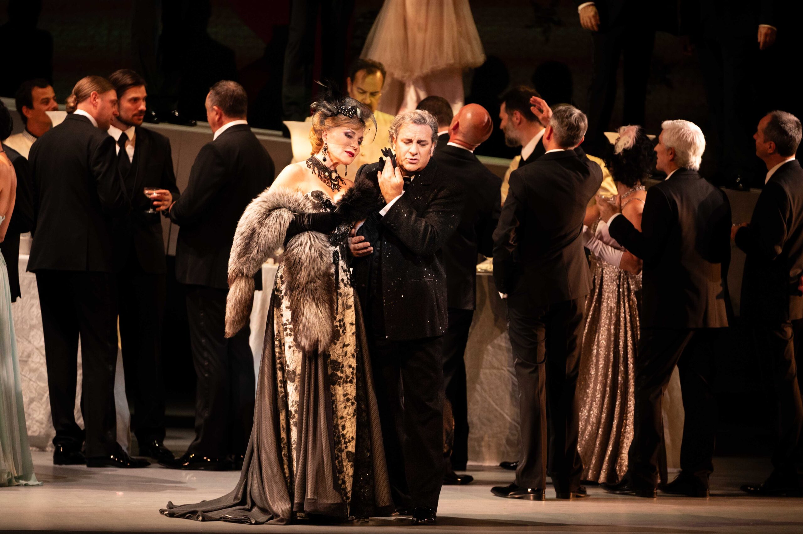OPERA DE MARSEILLE EN GILDA ET EN DUC DE MANTOUE, RUTH INIESTA ET JOHN OSBORN CASSENT LA BARAQUE DANS RIGOLETTO ! 2 Z6I 9620 lowres c Camille Rovera 1 scaled