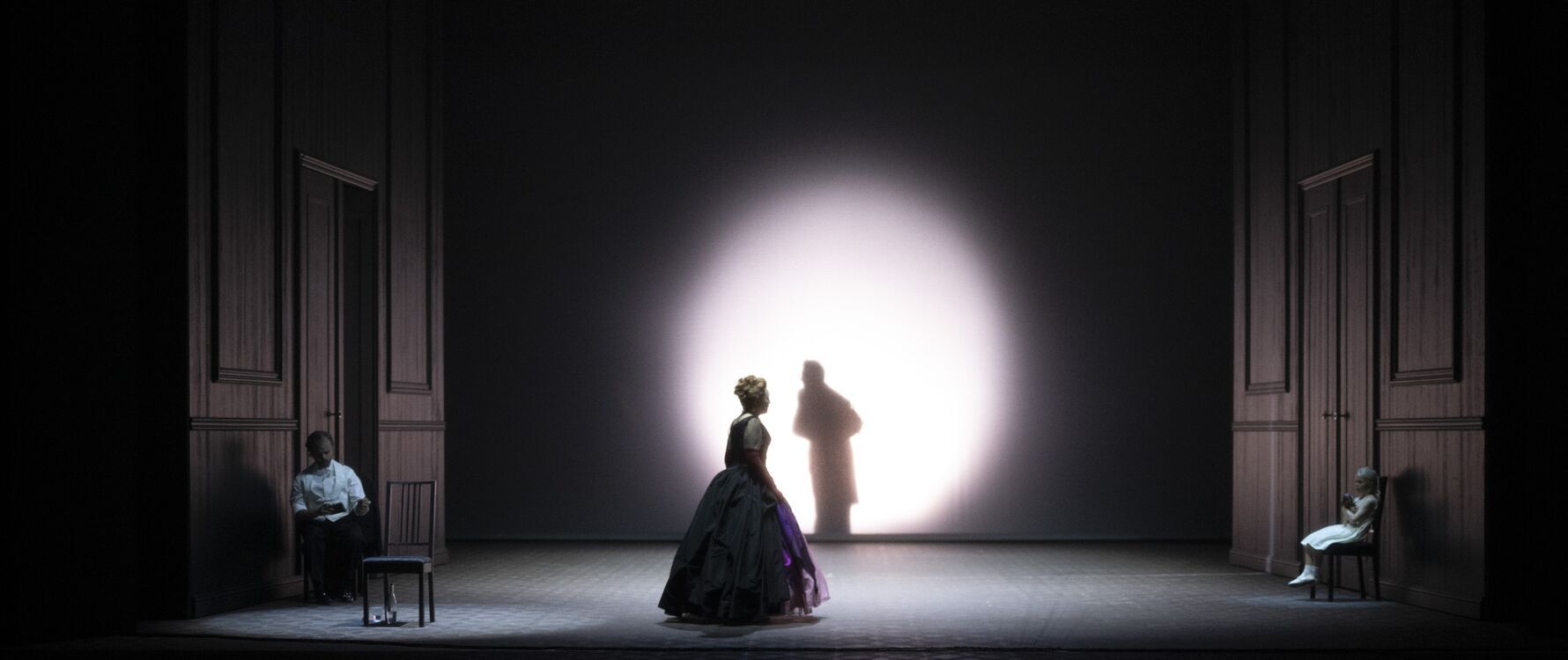 Jennifer O'Loughlin et Matteo Ivan Rašić triomphent dans la nouvelle Traviata du Gärtnerplatztheater 1