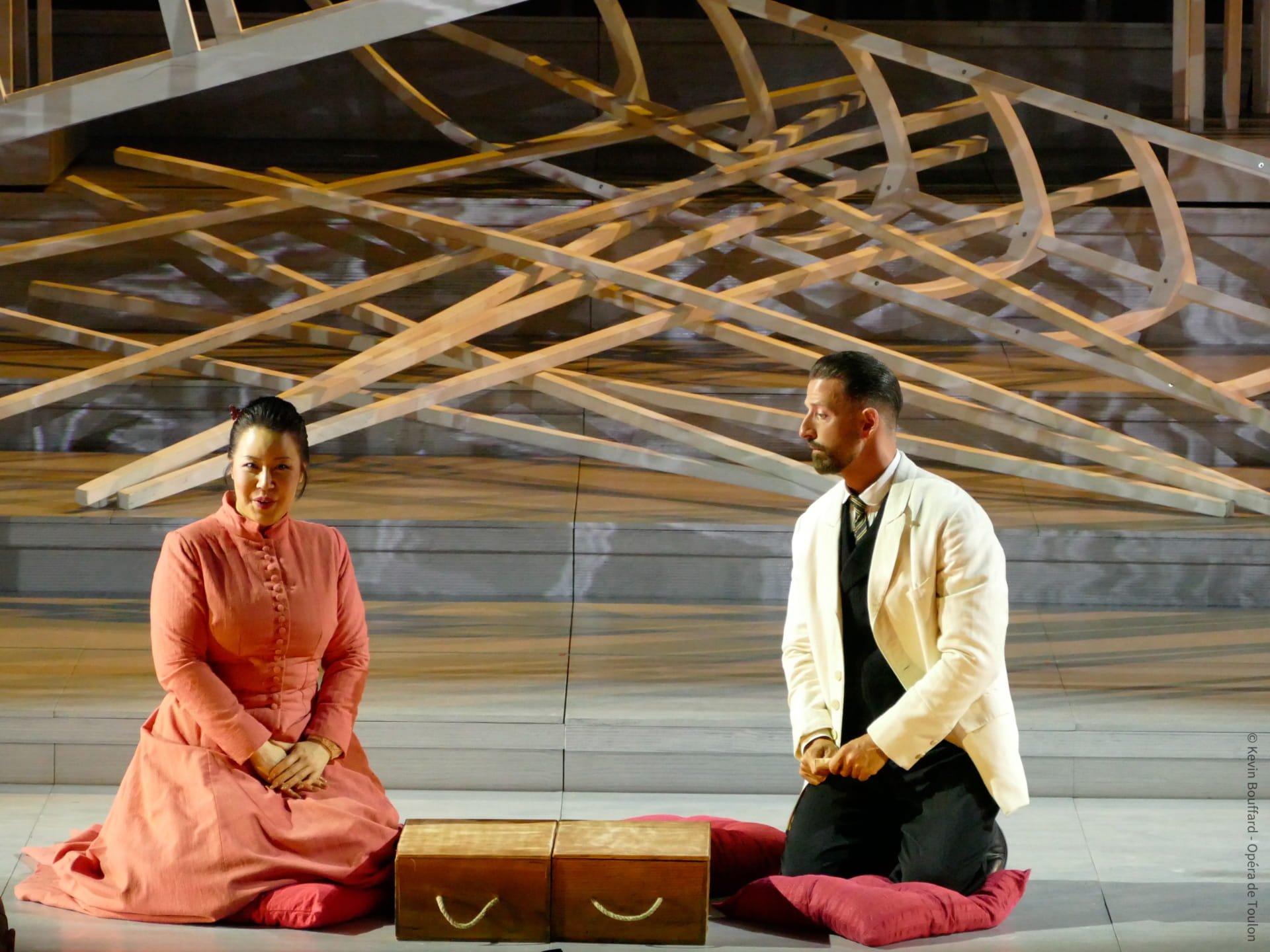 Madama Butterfly à Châteauvallon : l'Opéra de Toulon offre à Puccini un écrin de poésie et de tragédie 5 2026 06 23 Pre generale Madama Butterfly ©Kevin Bouffard 098 1