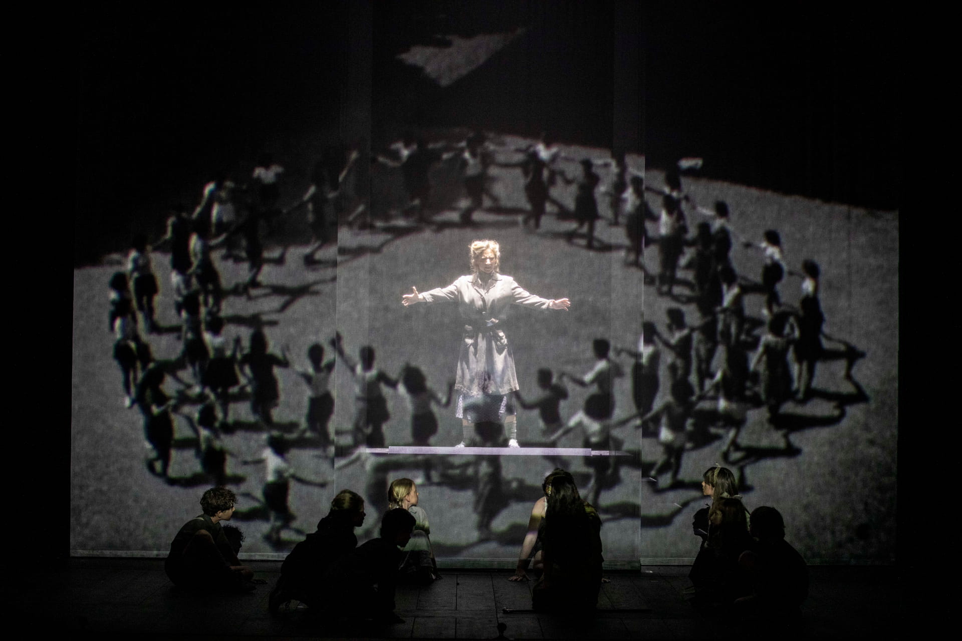 Festival d’Aix-en-Provence - Théâtre de l’archevêché : la Flûte enchantée 4 La Flute enchantee Festival dAix en Provence 2026 © Jean Louis Fernandez18 1