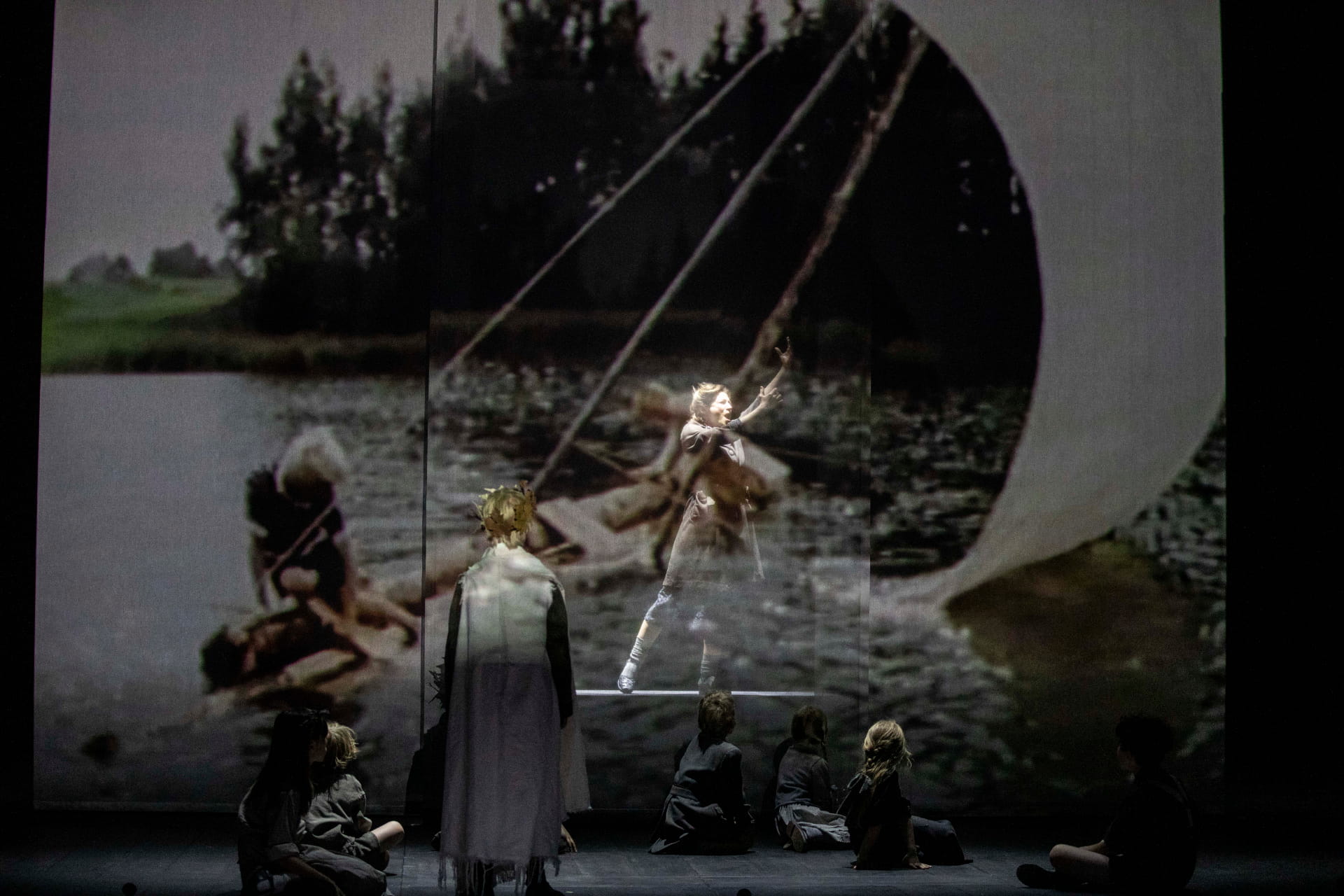 Festival d’Aix-en-Provence - Théâtre de l’archevêché : la Flûte enchantée 3 La Flute enchantee Festival dAix en Provence 2026 © Jean Louis Fernandez8