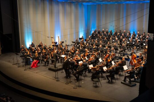 Orchestre-Philharmonique-de-Radio-France-et-Choeur-de-Radio-France-credits-Alyssa-Leroy-11-1024x683