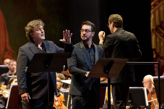 Brian Jagde / Ludovic Tézier

Direttore | Jochen Rieder
Tenore | Brian Jagde
Baritono | Ludovic Tézier

 

Programma
Giuseppe Verdi, da  La forza del destino
Sinfonia
“Solenne in quest’ora”
“Morir! Tremenda cosa!”
“La vita è inferno all’infelice”
“Invano Alvaro ti celasti al mondo”

Giuseppe Verdi, da I vespri siciliani
Sinfonia

Giuseppe Verdi, da Macbeth
“Pietà, rispetto, amore”

Amilcare Ponchielli, da La Gioconda
“Danza delle ore”

Giacomo Puccini, da Turandot
“Nessun d