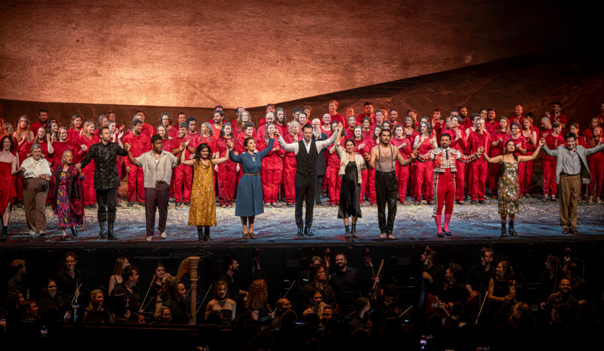 schlussapplaus premiere carmen 2026 c sf marco borrelli 02
