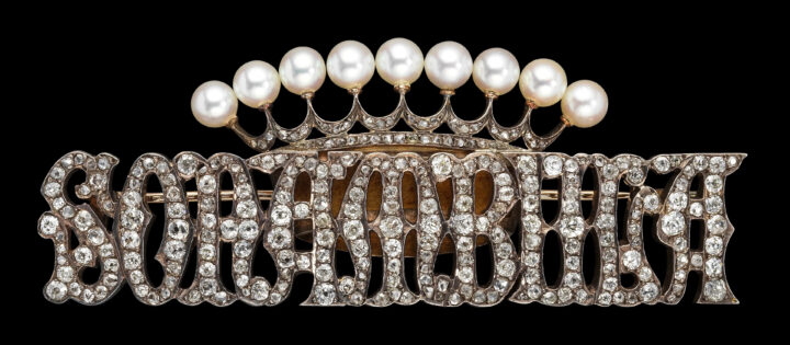 136 Broche Sonambula
