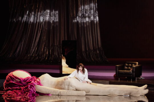 Alcina-par-Ewelina-Marciniak-credits-Simon-Gosse-optimized-261013110120_FileVert