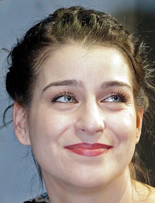 Actualités - brèves du jour 1 Asmik Grigorian 2010 facecrop