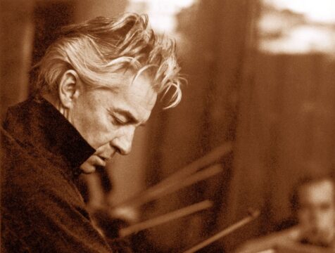 Karajan au pupitre - D. R.